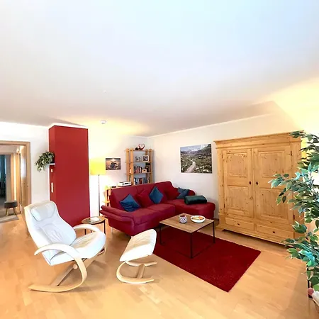 Bergnest Apartment *